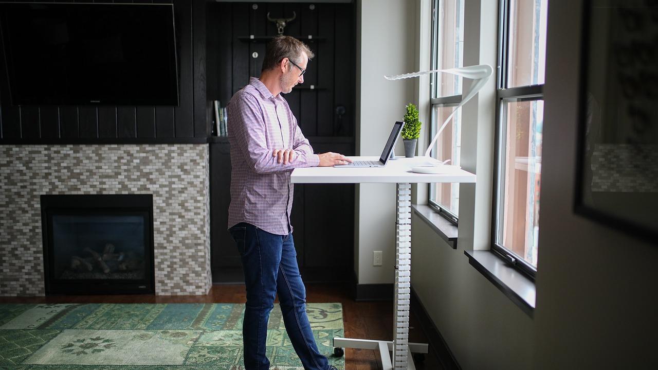 Are Standing Desks Worth It When Working in an Office?